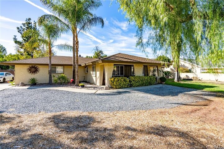 Property Photo:  1921 Park Avenue  CA 92544