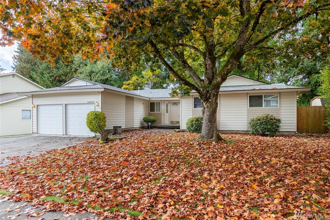 Property Photo: 18523 131st Ave SE WA 98058