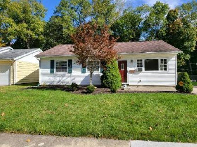 Property Photo:  621 SW 17th Street  IN 47374 