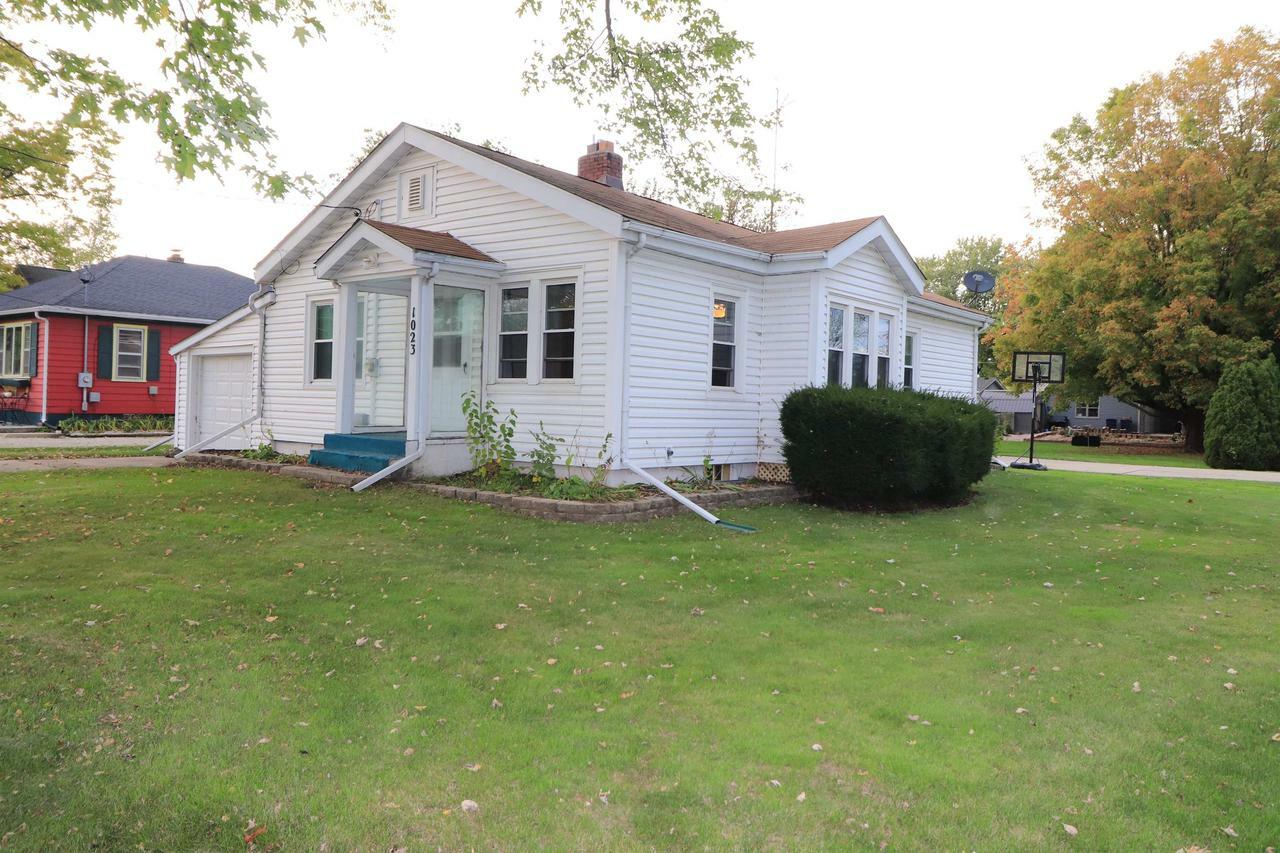 Property Photo:  1023 Black Bridge Rd  WI 53545 