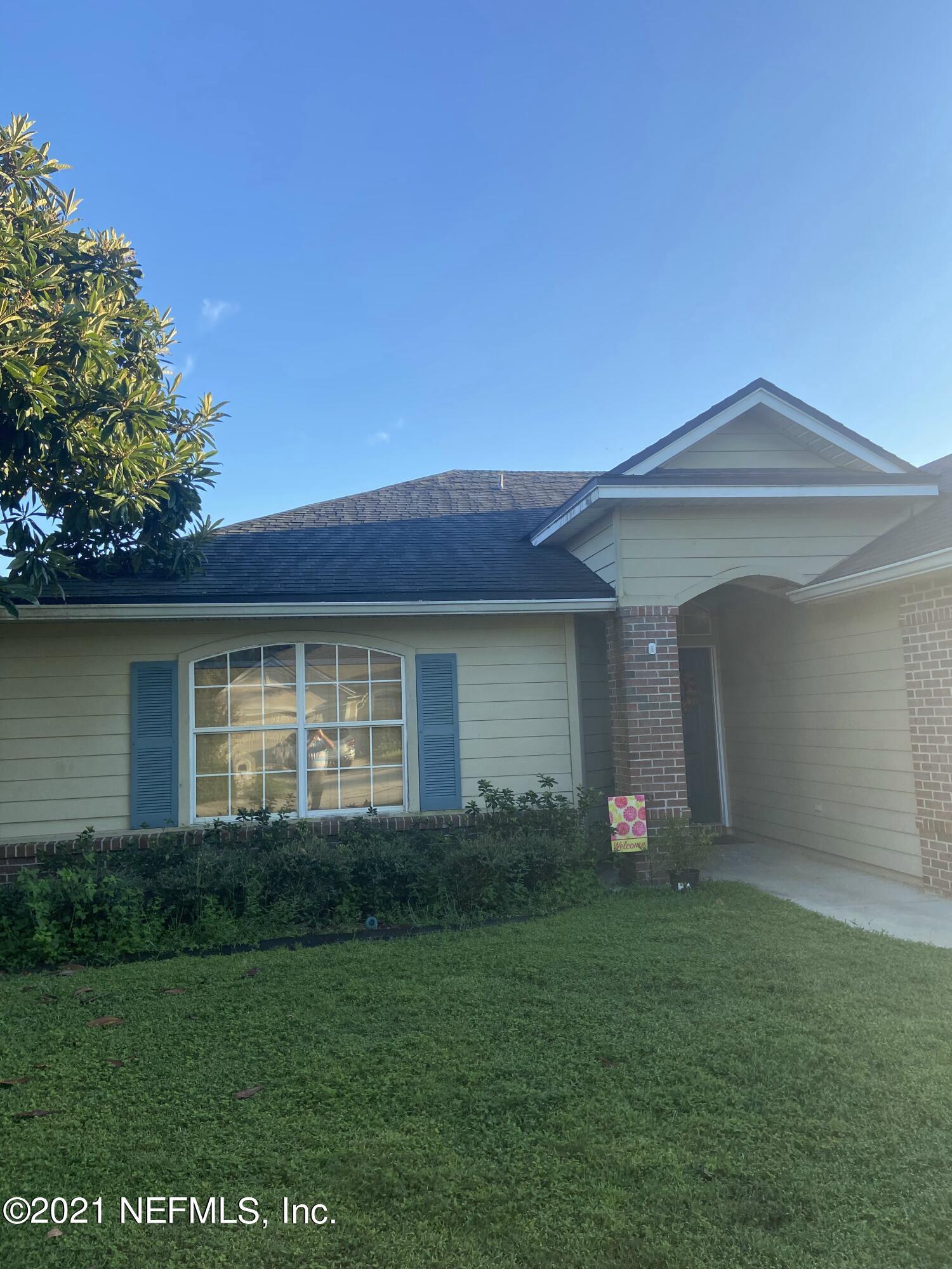 Property Photo: 311 Island View Circle FL 32073