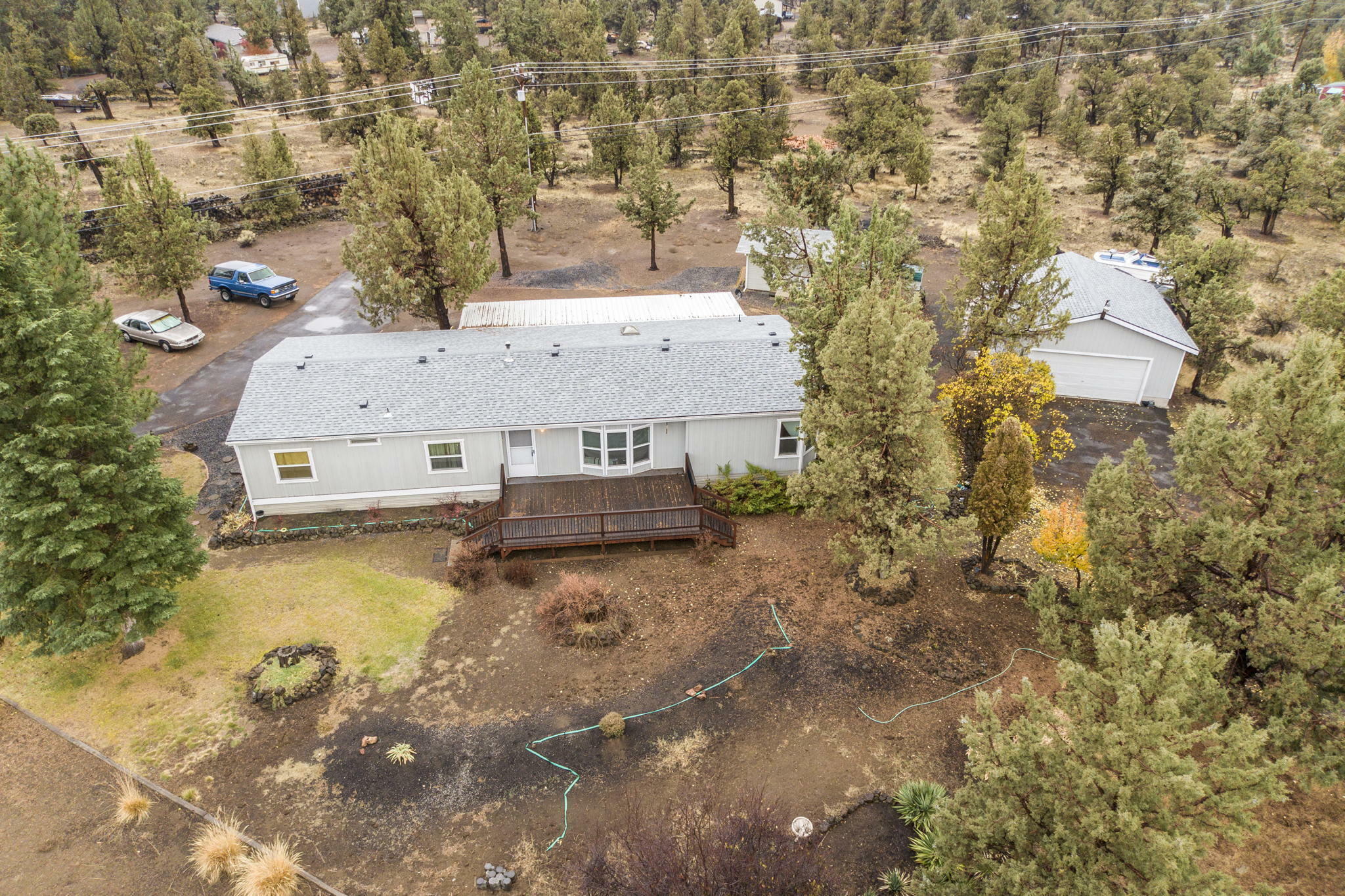 Property Photo:  4920 NW Coyner Avenue  OR 97756 