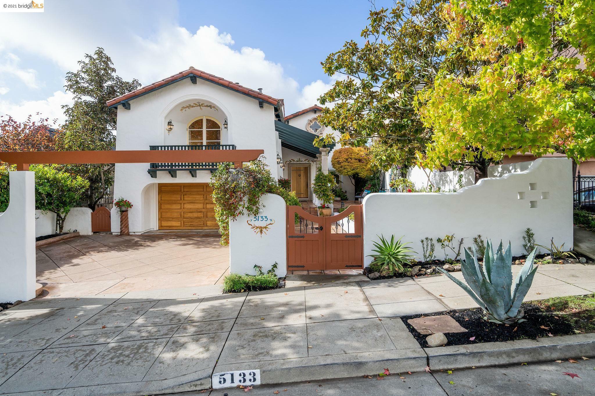 Property Photo: 5133 Cochrane Avenue CA 94618