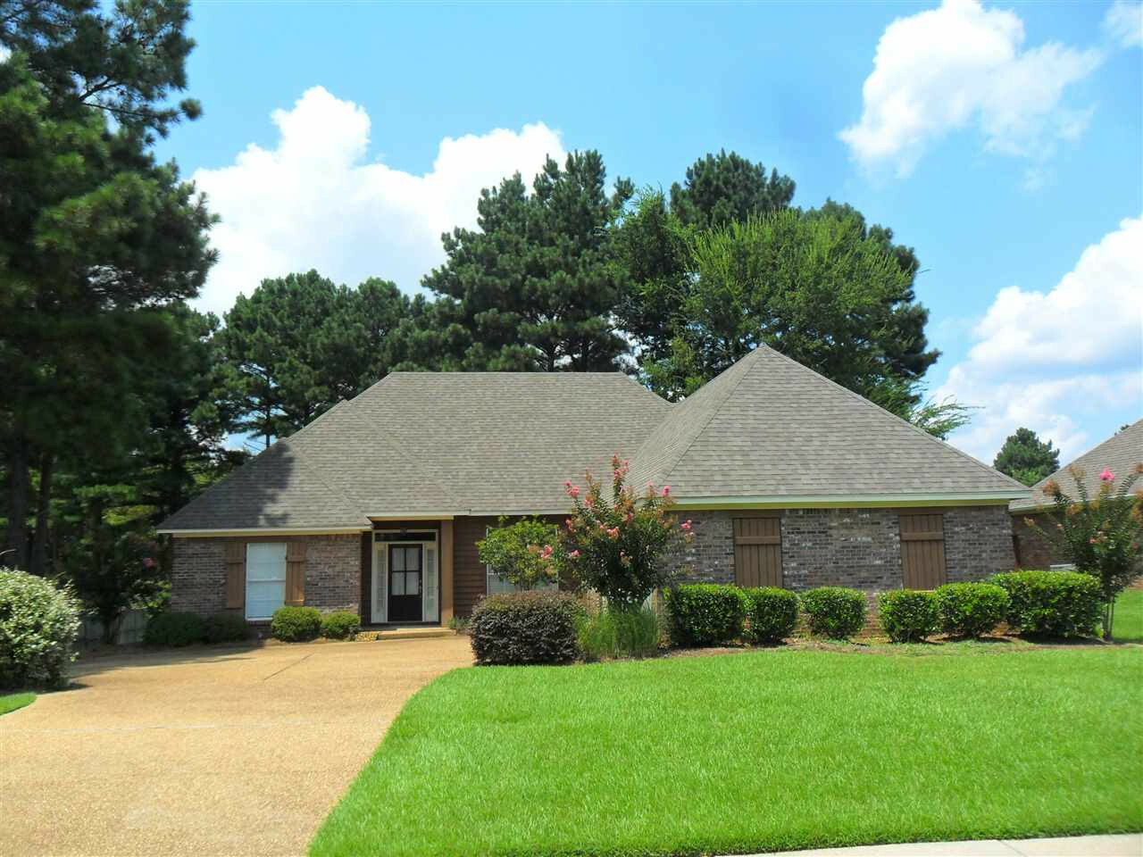 Property Photo:  103 Brierfield Drive  MS 39110 