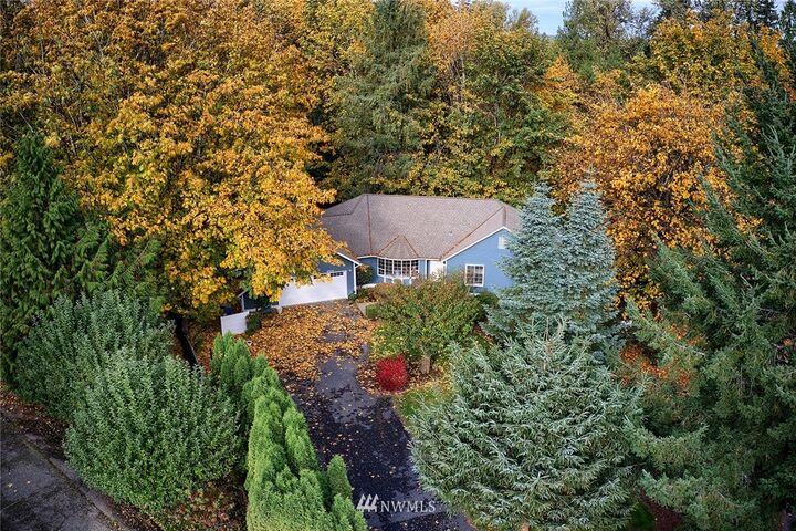 Property Photo:  27633 191st Place SE  WA 98042 