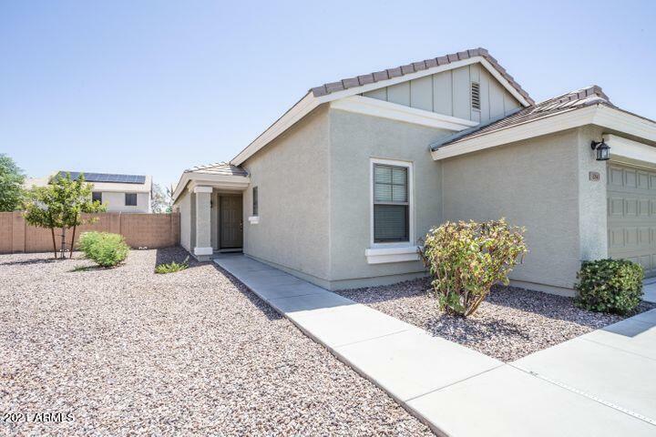 Property Photo:  32843 N Quarry Hills Drive  AZ 85143 