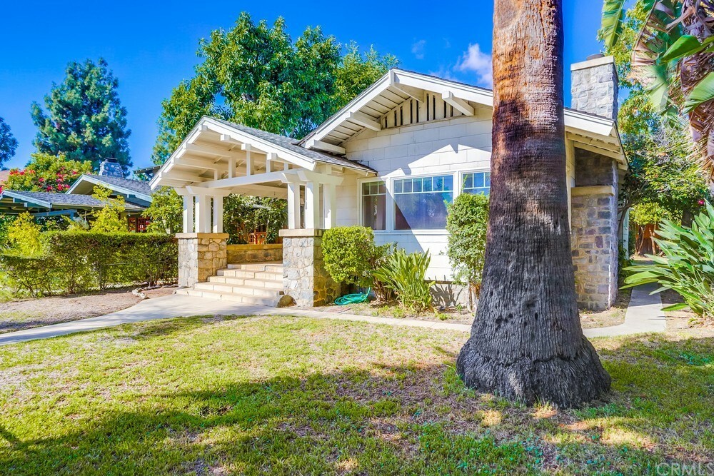 Property Photo:  315 E Palm Avenue  CA 91016 