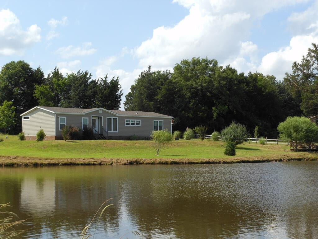 Property Photo: 124 Teresa Lane MS 39071