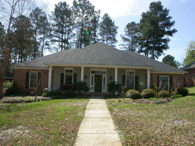 Property Photo:  110 Bainbridge Lane  MS 39110 