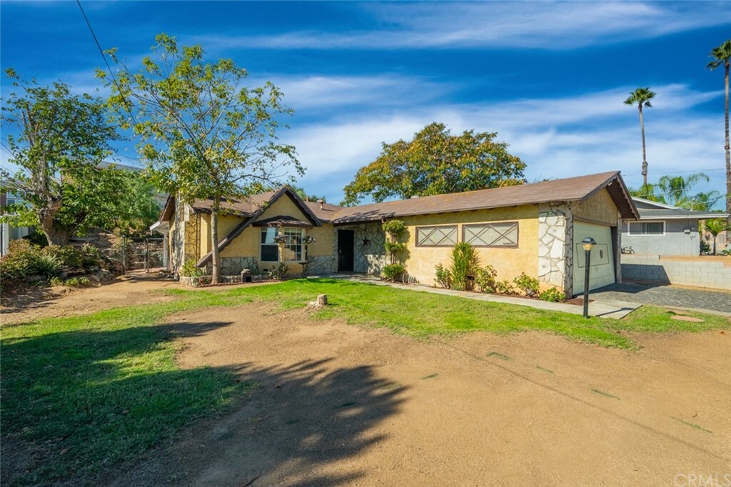 Property Photo:  6592 Valley Drive  CA 92505 