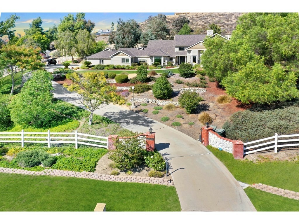 Property Photo: 30230 De Portola Road CA 92592