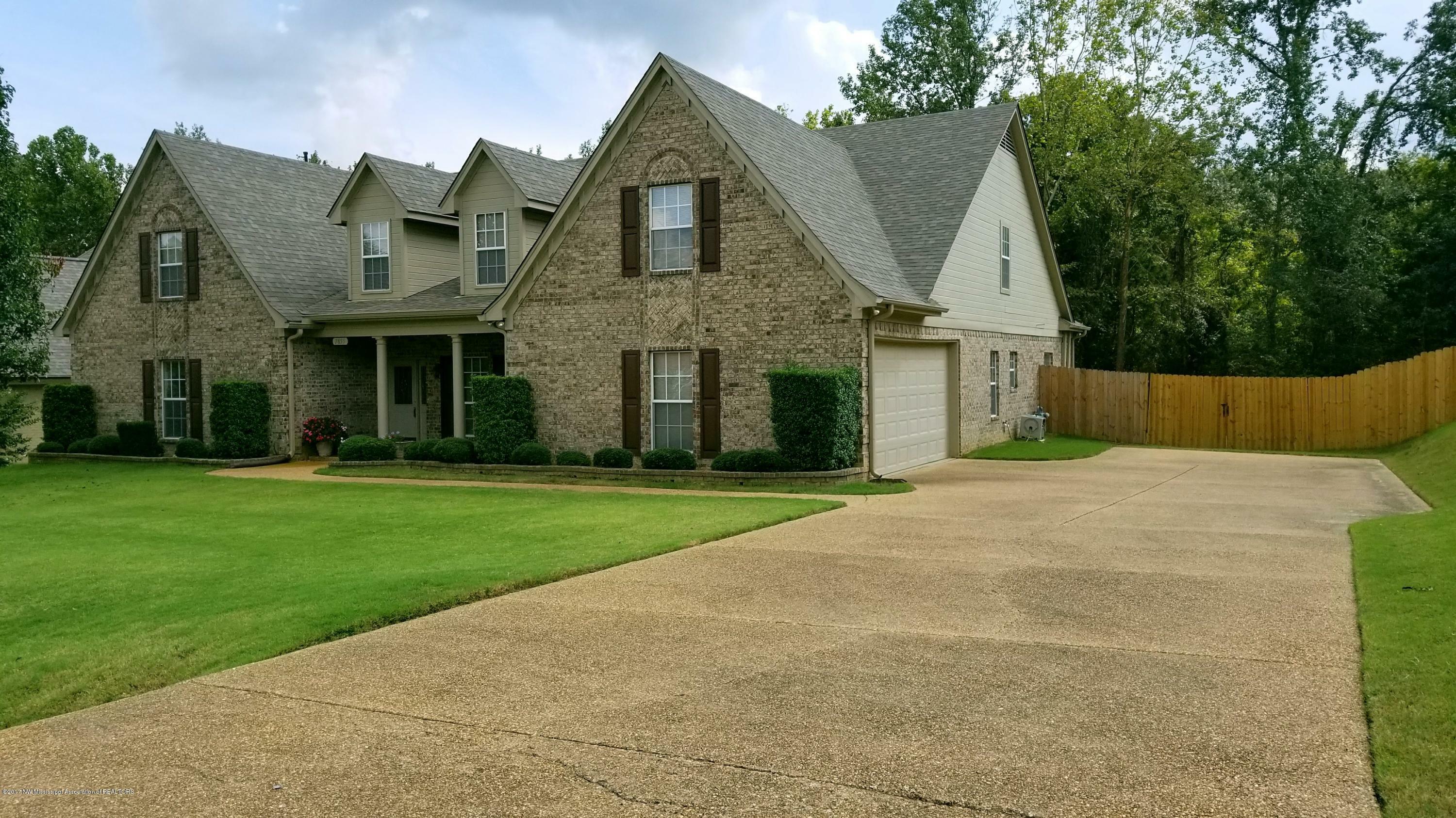 Property Photo: 1855 Keenlan Drive MS 38632