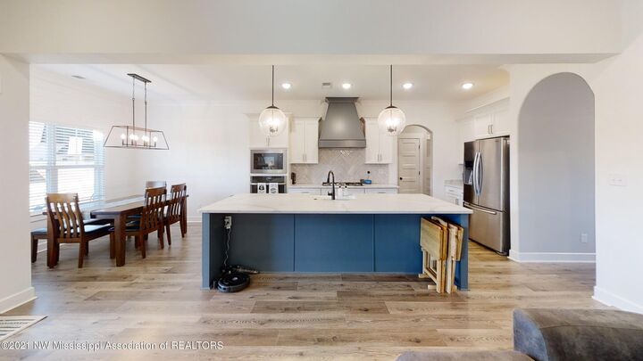 6861 Hawks Vw  Olive Branch MS 38654 photo