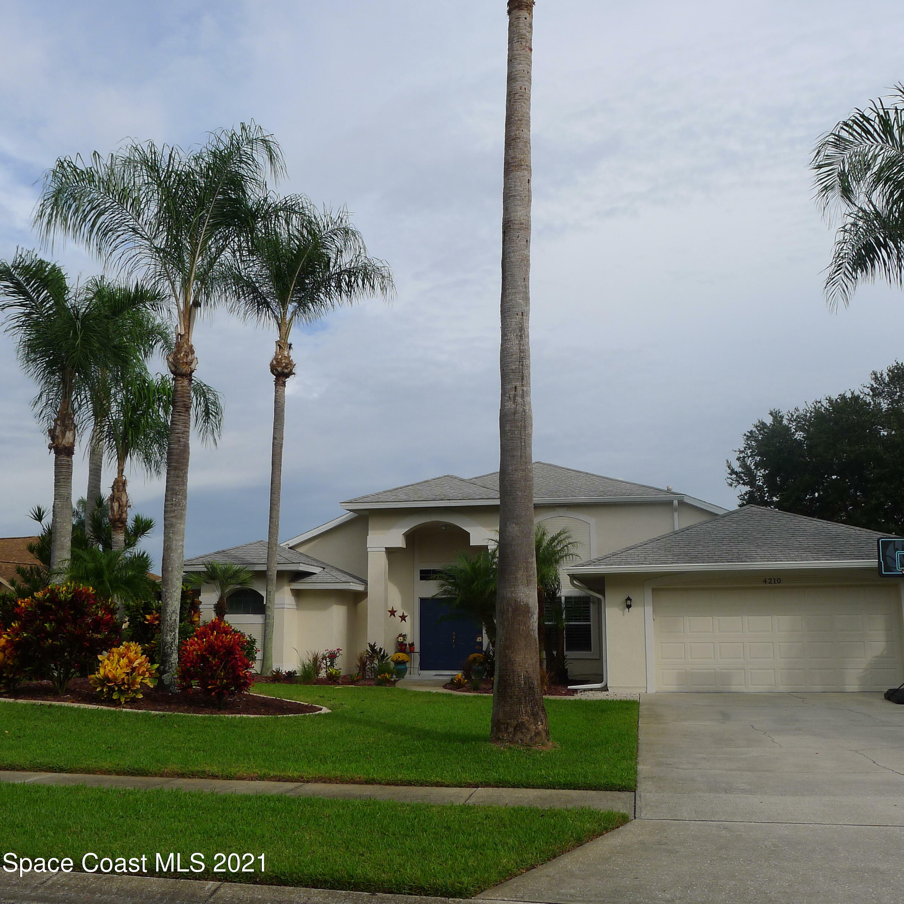 Property Photo:  4210 Wood Haven Drive  FL 32935 