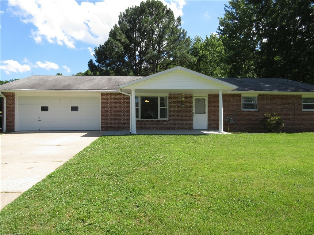 Property Photo:  2147 Reed Avenue  AR 72764 