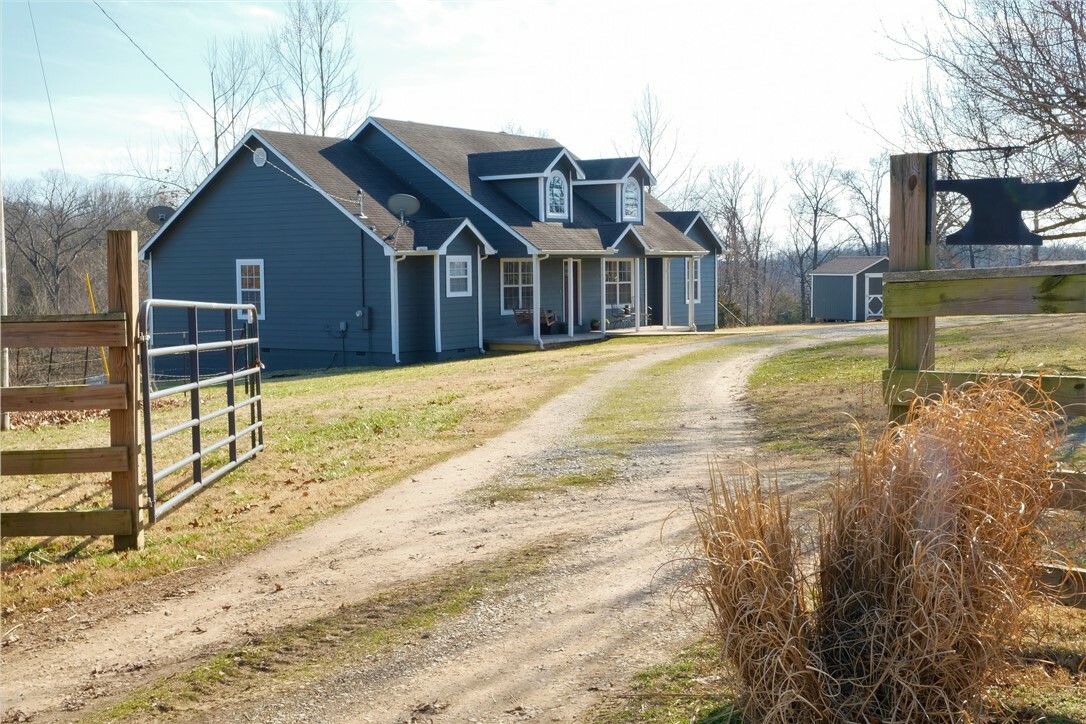 Property Photo: 11799 Rolling Drive AR 72756