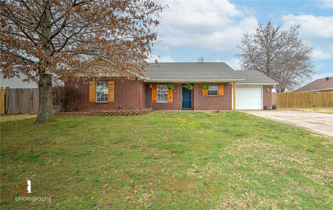 Property Photo:  106 Melody Street  AR 72745 