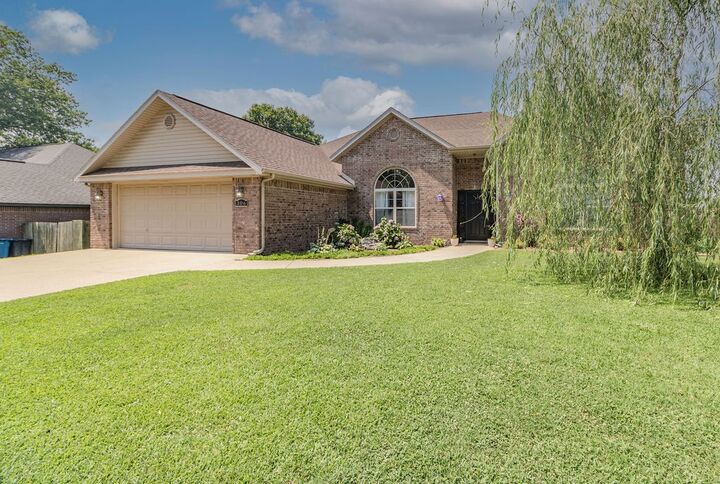 306 Meadows Court  Pea Ridge AR 72751 photo