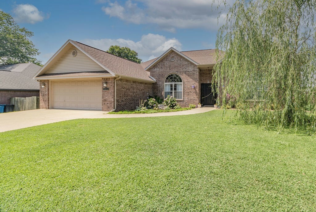 Property Photo: 306 Meadows Court AR 72751