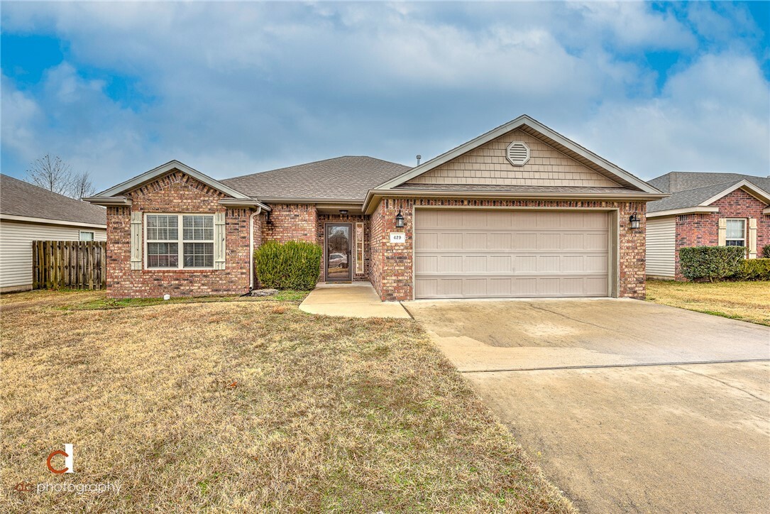 Property Photo:  429 E Meadow Wood Lane  AR 72758 