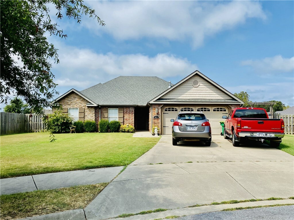 Property Photo:  450 Remson Lane  AR 72762 