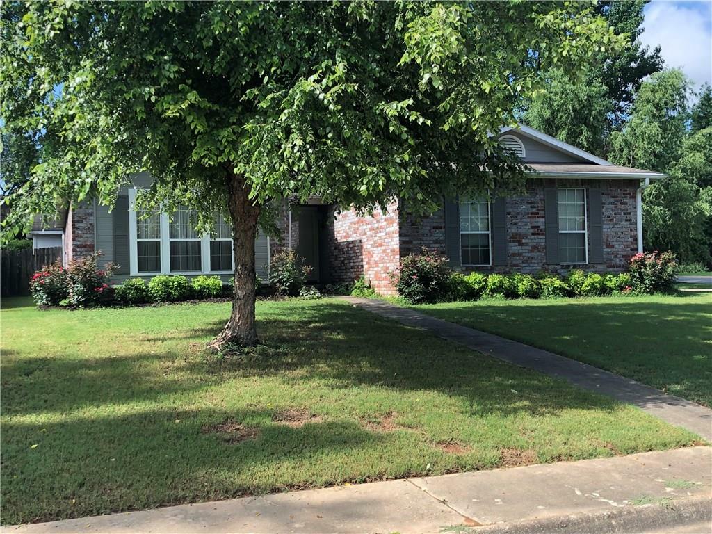 3158 N Butternut Drive  Fayetteville AR 72703 photo