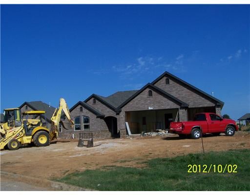 Property Photo: 2354 Montana Drive AR 72704