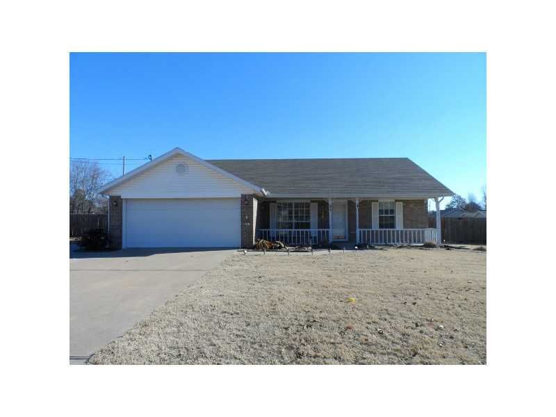 Property Photo:  508 Del Circle  AR 72745 