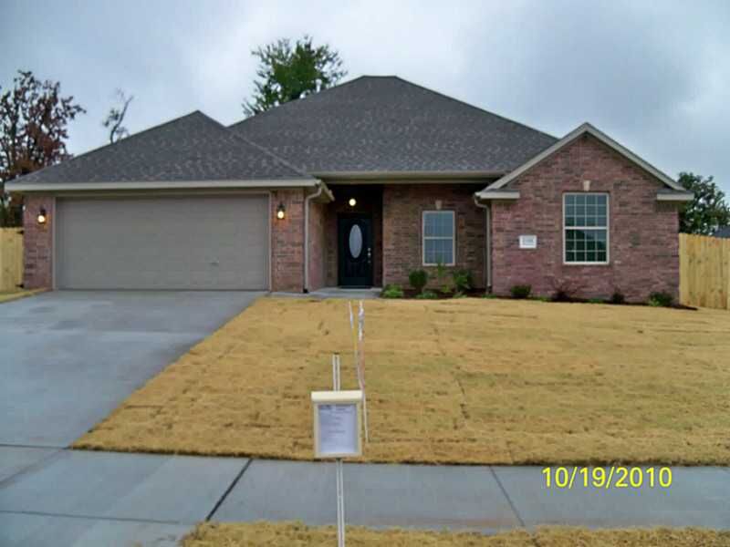 Property Photo: 2144 Spring Creek Avenue AR 72764