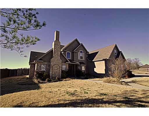 Property Photo:  5700 S 47th Street  AR 72758 