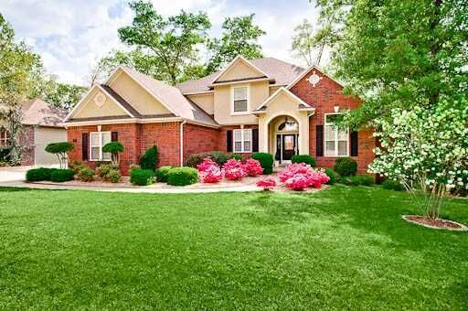 Property Photo:  317 NW Lasalle Drive  AR 72712 