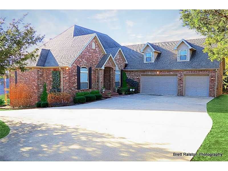 Property Photo:  9053 Ventris Road  AR 72732 