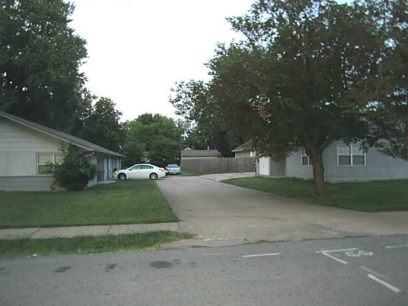 Property Photo:  211 SE A Street Unit A & B  AR 72712 