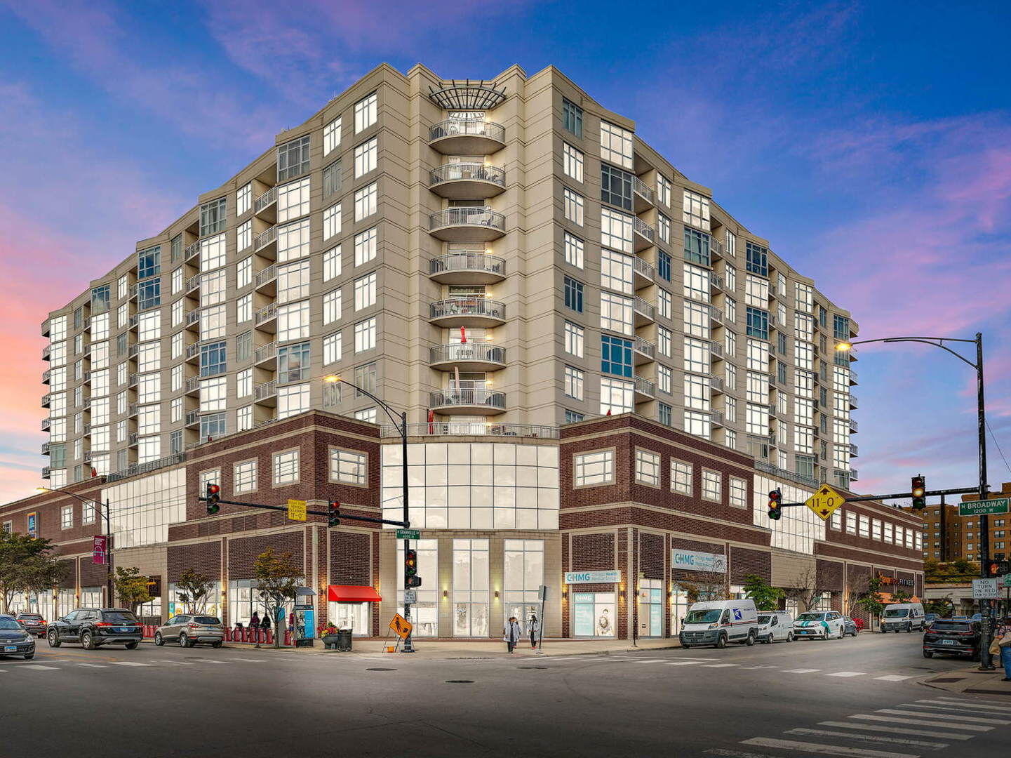 Property Photo: 1134 W Granville Avenue 615 IL 60660