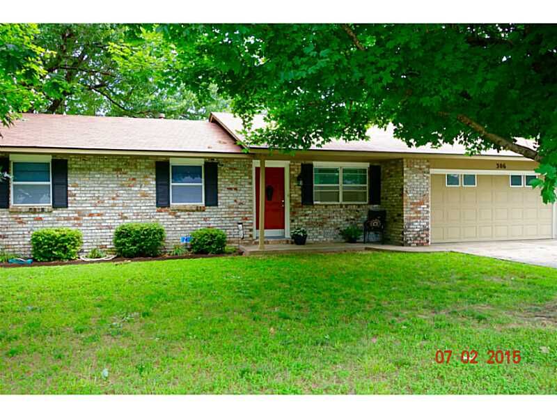 Property Photo: 306 Terry Avenue AR 72764