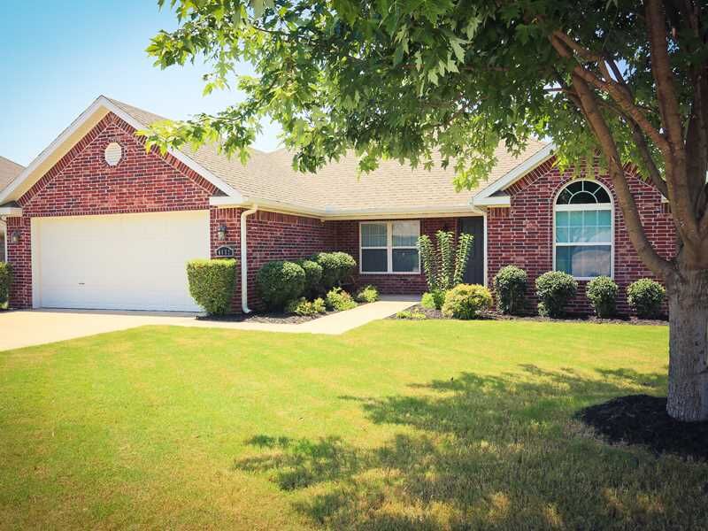 Property Photo: 4652 Sadie Street AR 72762