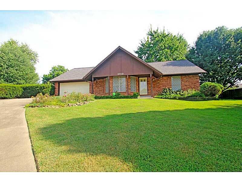 Property Photo: 2612 W Chateau Drive AR 72758