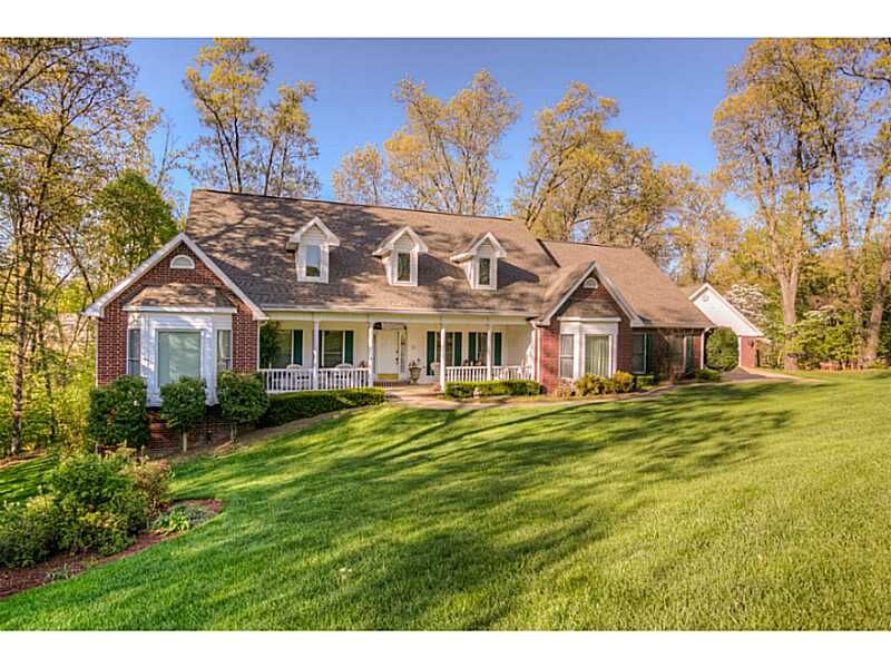 Property Photo:  8 Ledgerwood  AR 72712 