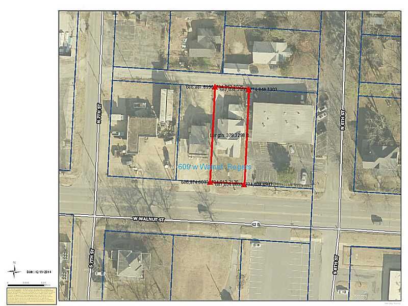 Property Photo:  609 W Walnut Street  AR 72756 