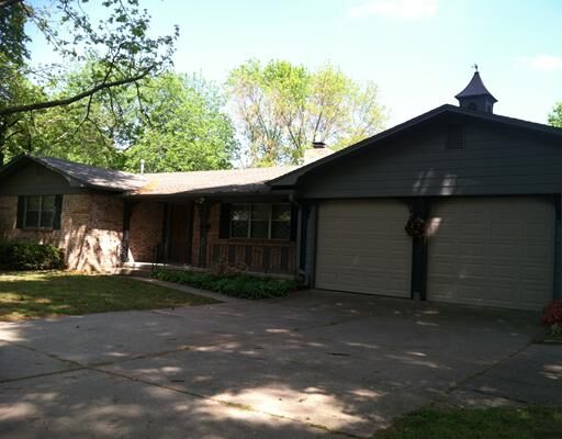 Property Photo:  402 NW H Street  AR 72712 