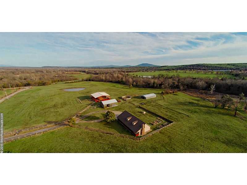 Property Photo: 3413 Remuda Drive AR 72927
