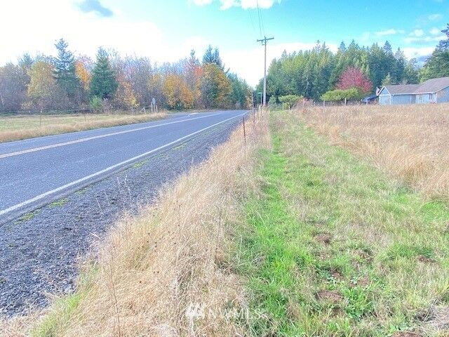 Property Photo: 425 Antrim (Lot 2) Road WA 98596