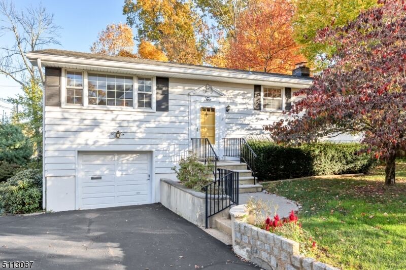 Property Photo: 2 Loantaka Ter NJ 07940