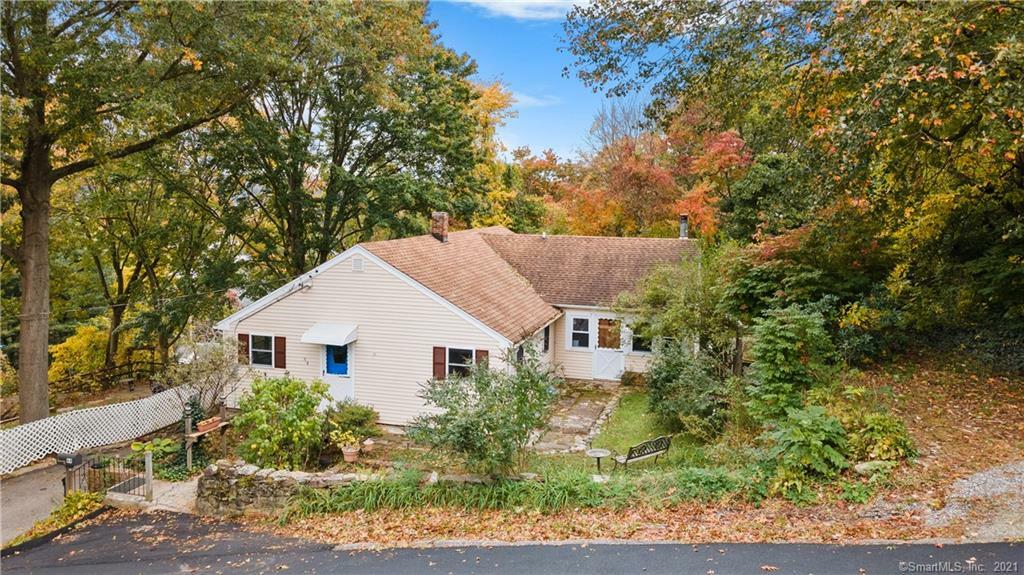 Property Photo: 64 Elm Street CT 06484