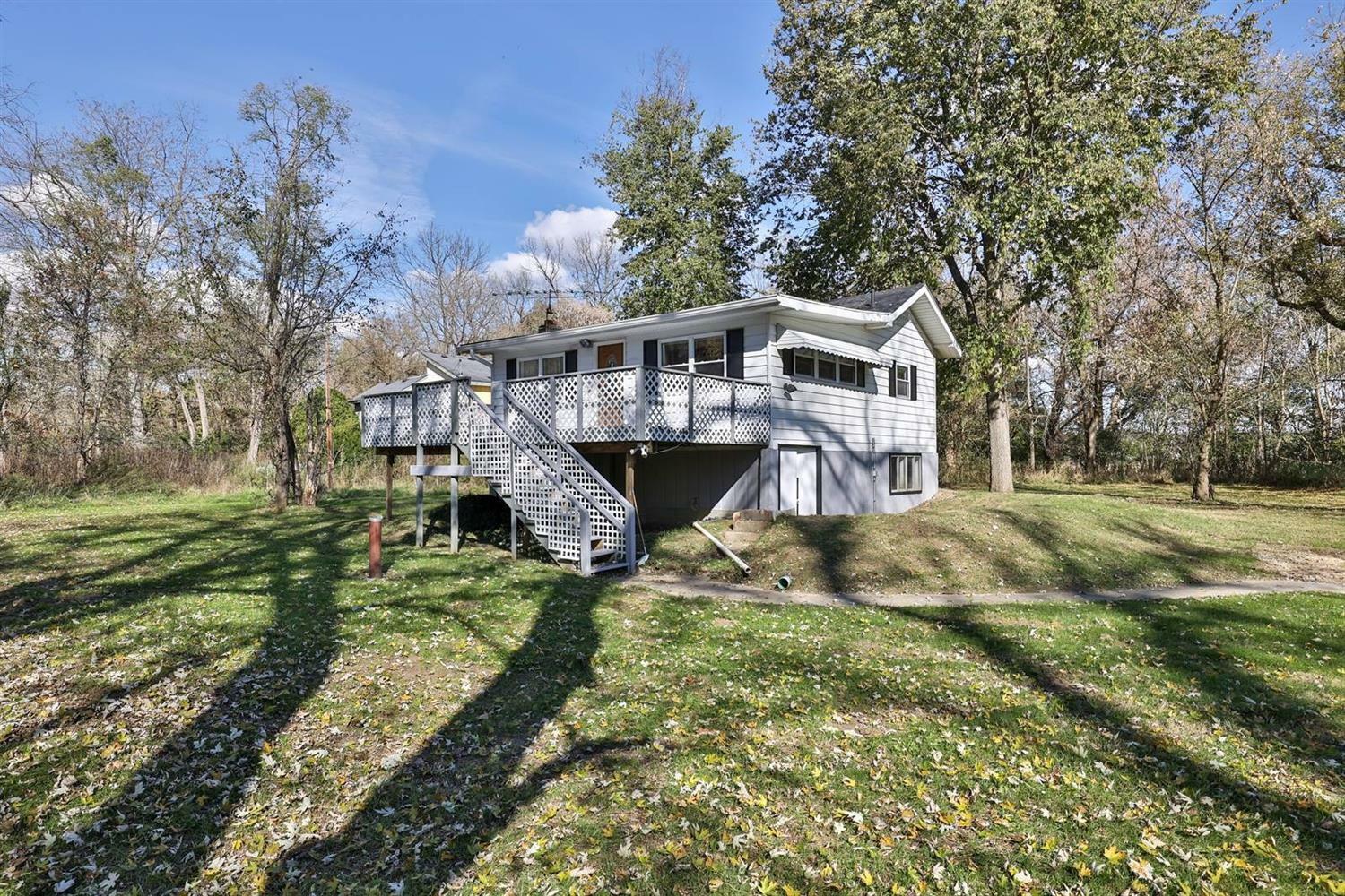 Property Photo:  415 Clinker Run Rd  IN 47060 