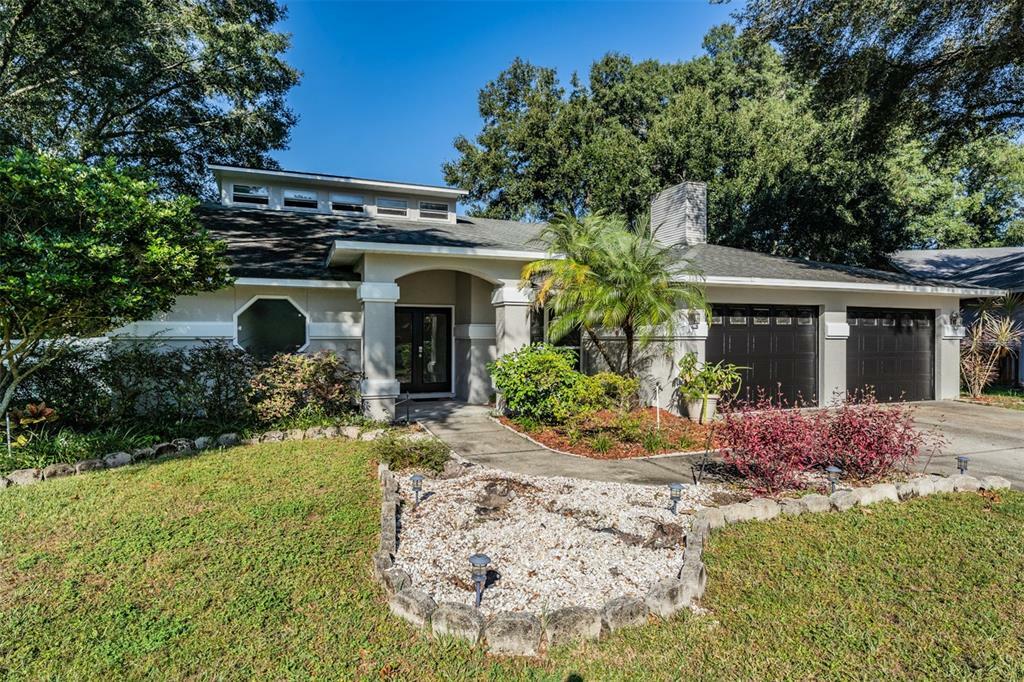 Property Photo:  1733 Woodpond Way  FL 33559 