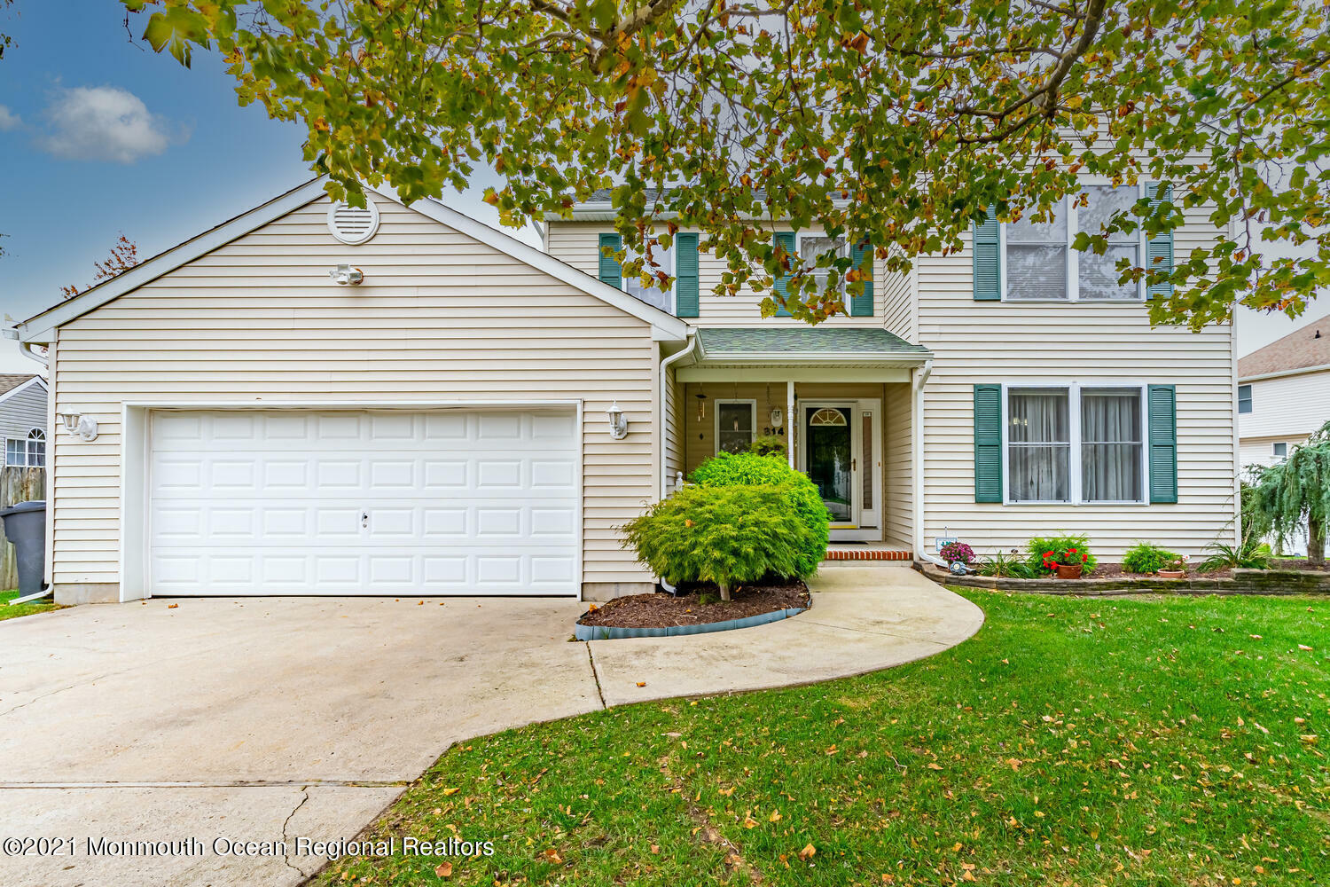 Property Photo:  814 Portobello Road  NJ 08753 