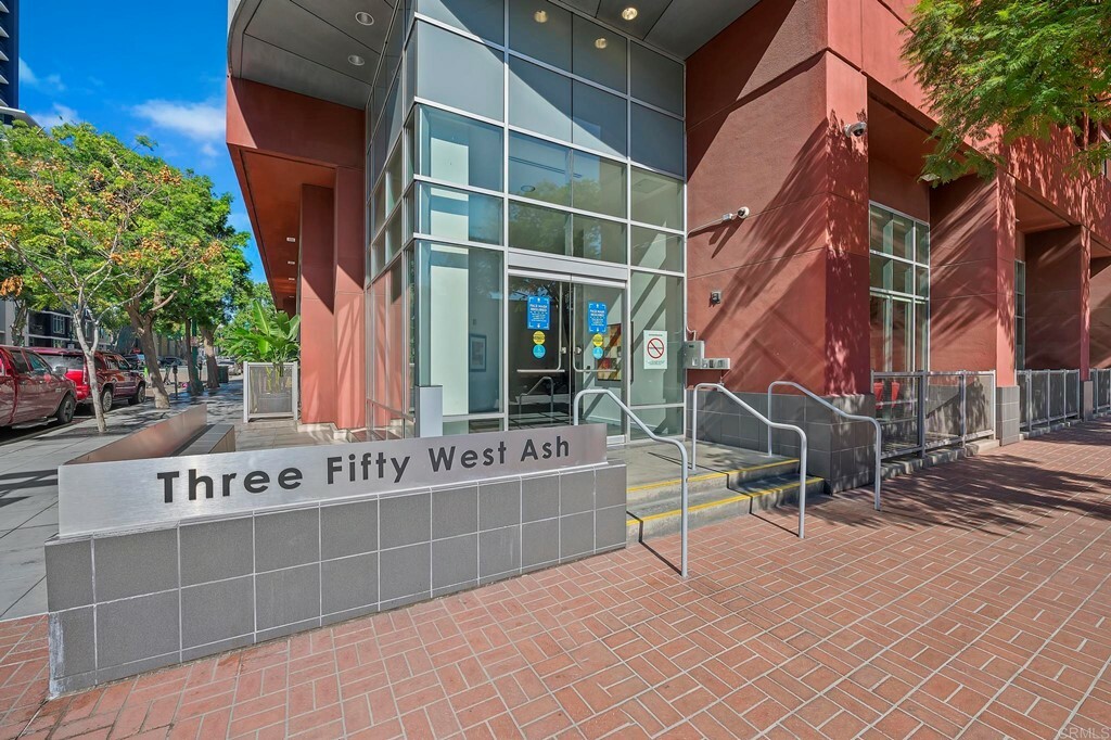 Property Photo:  350 W Ash Street 901  CA 92101 