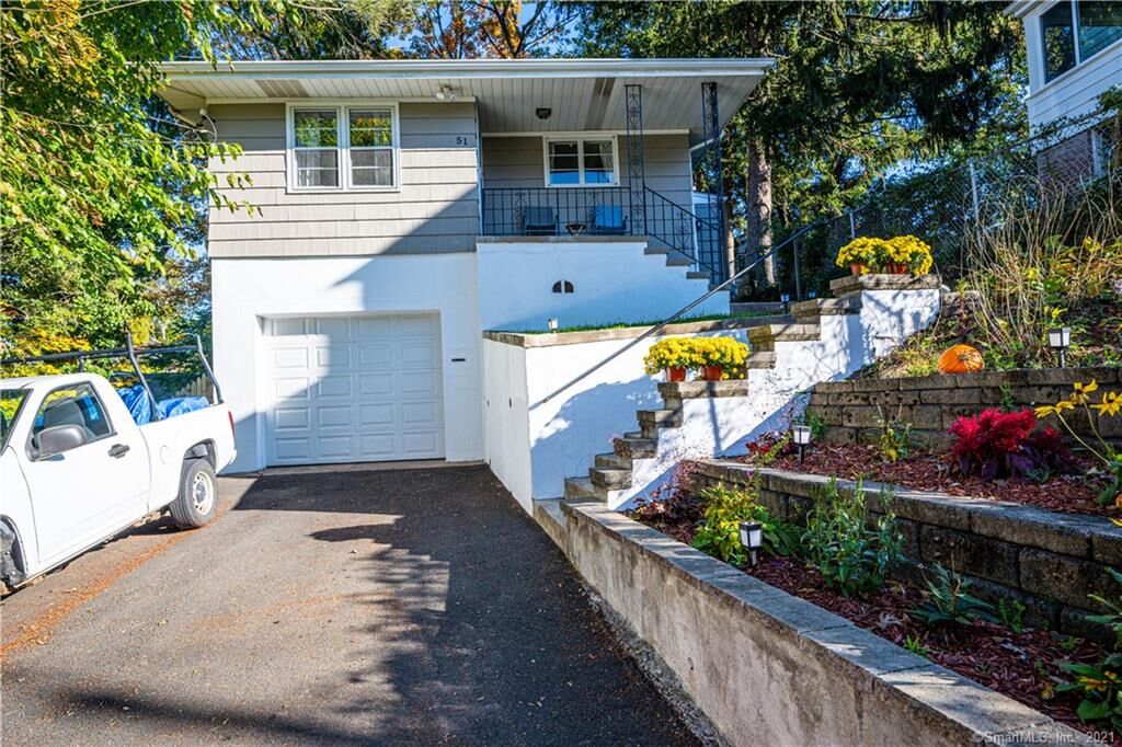 Property Photo: 51 Cumley Street CT 06518