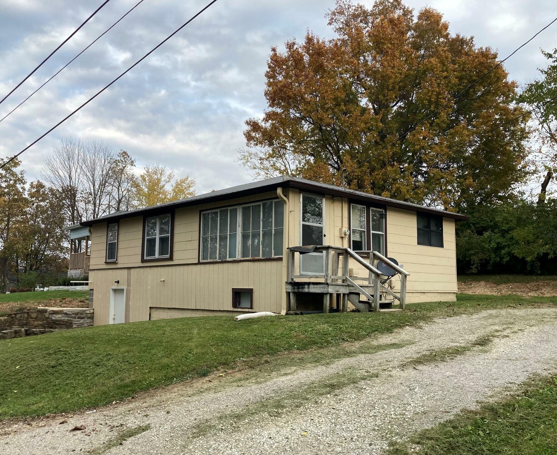 Property Photo:  420 Claymine Drive  MO 65251 